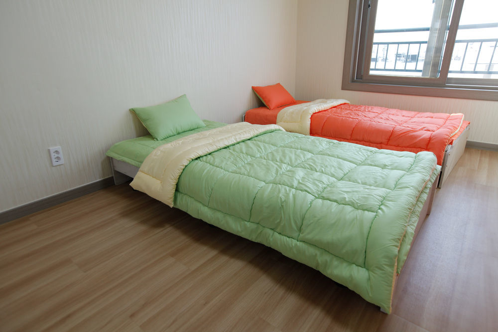 Sb House Hotel Szuvon Kültér fotó